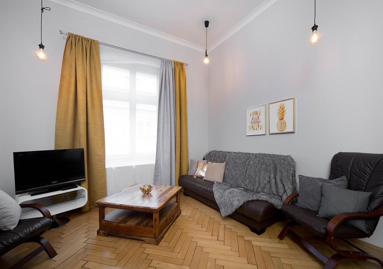 Around Market Square Apartments Krakow Exterior photo