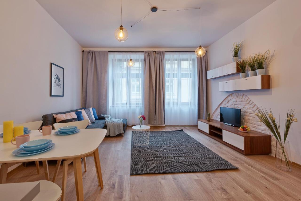 Around Market Square Apartments Krakow Exterior photo